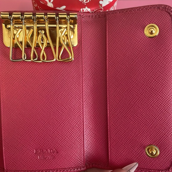 Prada Pink Saffiano Key Holder - Picture 8 of 15